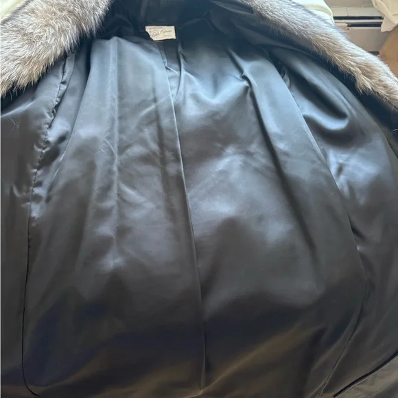Vintage Peter Caruso leather and fox fur shawl collar! - Picture 7 of 8